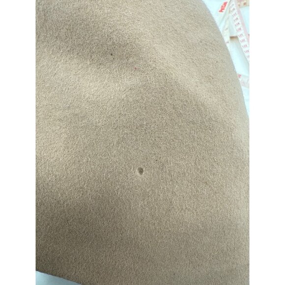 Womens Tan Cloche Hat With Floral Embellishment 21.25” circumference Pin-up - Picture 6 of 6